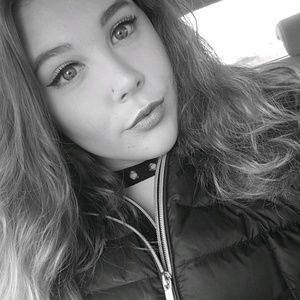 Meet your Posher, Allie